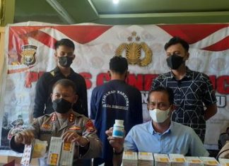 Ditangkap saat COD Paket:Edar Ribuan Pil Hexymer dan Samcodin,