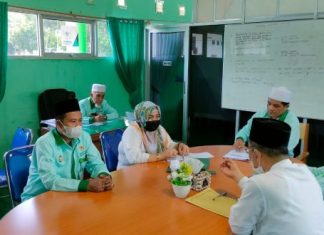 Jumat, 1200 Paket ZIS Disalurkan di Kecamatan Kampung Melayu