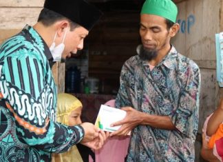 Hidup Masih Kembang Kempis, Bapak 7 Anak Dibantu Modal Usaha Oleh Baznas