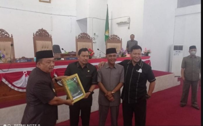 DPRD Seluma Gelar Paripurna Dengan Agenda Mendengarkan LKPJ Bupati