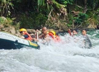 Isi liburan dengan arum jeram Desa Pandan Seluma