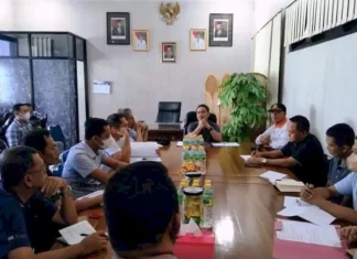 Pimpin Rapat Evaluasi, Sukarni Dunip Tegaskan Perbaikan dan Peningkatan Kerja