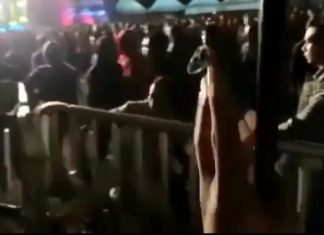 Konser Temu Dulur Deny Caknan di Malang Ricuh Konser Deny Caknan Ricuh di Malang Foto Screnshot Video Coverpublik