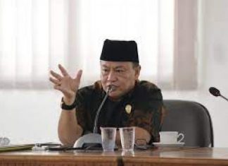 Ketua DPRD Bengkulu Selatan Dukung Penuh Upaya Kejari Usut Dugaan Korupsi di Baznas KETUA DPRD BS BARLI HALIM MINTA USUT KORUPSI BAZNAS