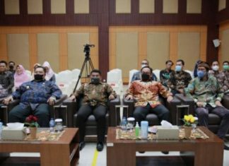 Ketua DPRD Bengkulu Selatan Hadiri Penyerahan LHP Atas LKPD TA 2021 dari BPK RI Ketua DPRD BS Barli Halim Hadiri Penyerahan WTP LHP 2021