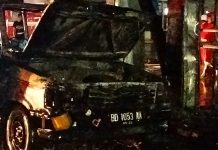 Mobil Penyebab Kebakaran di Pom Bensin KM 8 Diduga Gunakan Plat Palsu Mobil Terbakar di Pom Bensin KM 8 Kota Bengkulu