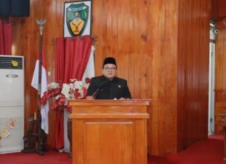 DPRD Bengkulu Selatan Gelar Paripurna Penyampaian Pandangan Umum Fraksi Rapat Paripurna Penyampaian Pandangan Umum Fraksi-Fraksi DPRD Bengkulu Selatan atas Nota Pengantar Bupati Bengkulu Selatan terhadap Enam Raperda, Senin, 11 Juli 2022, Foto: Dok