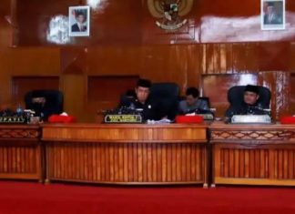 Wakil Ketua I DPRD Bengkulu Selatan Pimpin Rapat Paripurna Pandangan Umum Fraksi-Fraksi Wakil Ketua I DPRD BS Pimpin Rapat