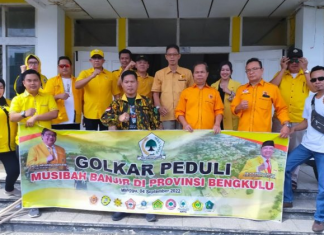 Ringankan Beban Masyarakat Terdampak Banjir, Jajaran Golkar Bengkulu Salurkan Bantuan Sembako