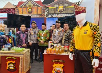 Business Matching Tahap IV di Nusa Dua Bali, Booth Polda Bengkulu Dikunjungi Gubernur