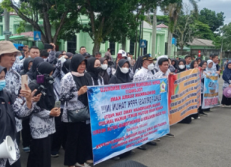 Minta Pengangkatan, 524 Guru Passing Grade Demo di Kantor Gubernur