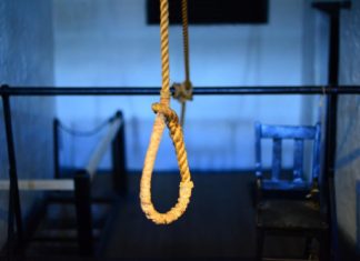 Pulang Jualan Jamu, Istri Menjerit Lihat Suaminya Gantung Diri