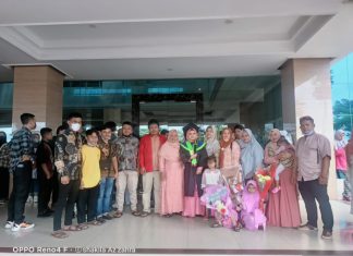 Kisah Adik Ilmuwan Juara Dunia, Dewi Ramayana Hasibuan Santri Hafidz Qur’an Jadi Sarjana