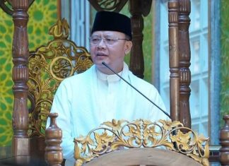 Safari Ramadhan di Rejang Lebong, Gubernur Rohidin jadi Khatib