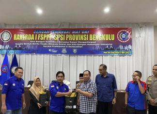 Hari Buruh Sedunia, BPJS Bagikan Sembako