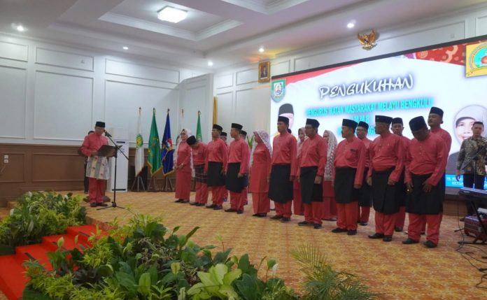 Gubernur Bengkulu H. Rohidin Mersyah pada saat membacakan teks pengukuhan IMMB berlangsung di Balai Raya Semarak