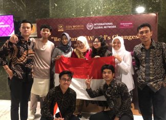 Disupport Pemkab Lebong, Kini Aqilah Nur Assyifa Wujdukan Mimpinya Ikut AWMUN di Thailand