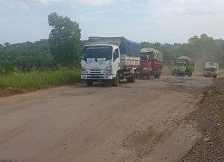 Keluhan Masyarakat Terkait Truk Batu Bara Yang Melintas Pada Malam Hari.