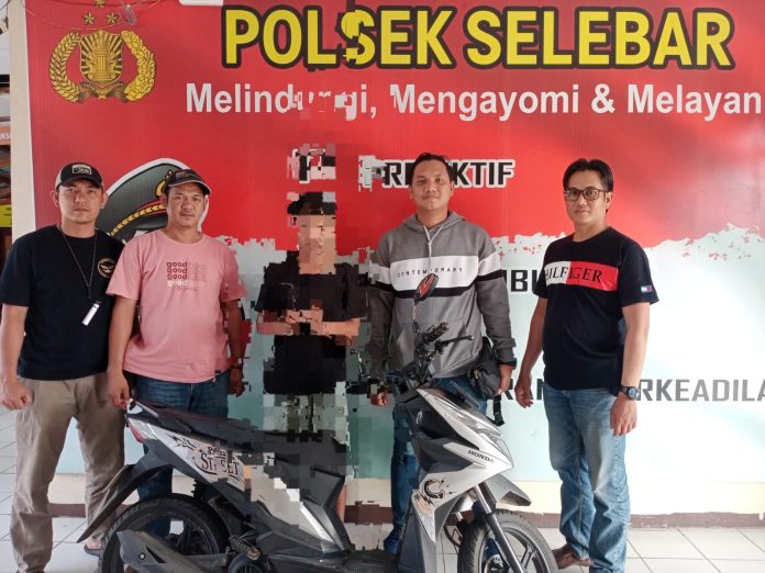 Pelaku