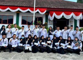 Kakankemenag Berikan Reward Untuk Pembimbing Siswa Berprestasi di Ajang KSM
