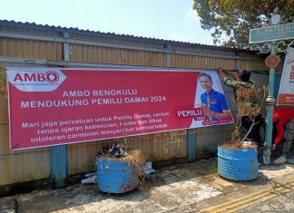 AMBO Pasang Spanduk Imbauan Pemilu Damai di Tiga Titik Dalam Kota Bengkulu