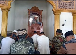 Pesan Kabag SDM Saat Jadi Khatib Shalat Jum’at