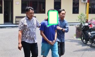 Pelaku saat