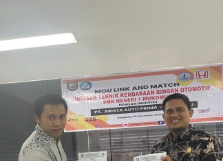 Kepsek SMKN 1 Mukomuko Gelar MOU Dengan Perusahaan Ternama di Bengkulu
