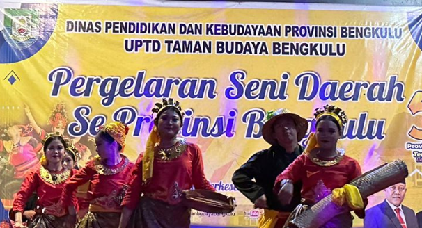 Penampilan Tari Nganem Berhasil Pukau Penonton