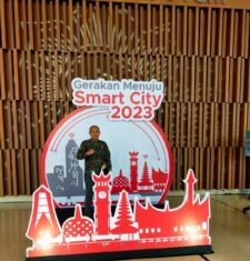 Pemkot Bengkulu Terima Penghargaan Kota Smart City dari Menteri Kominfo RI
