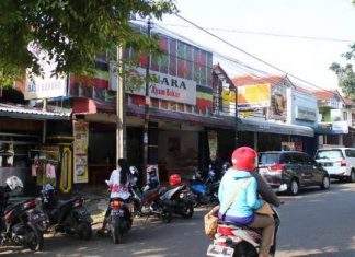Lalu Lintas Puncak Bogor Ramai dan Lancar, Arus Kendaraan Masih Normal