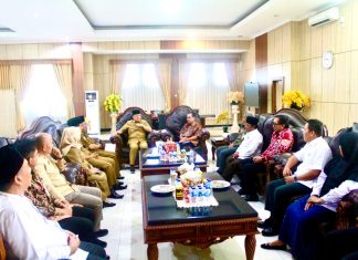 Audiensi Pembahasan Rencana KDEKS Dalam Mengelola Salah Satu Gedung Dekranasda