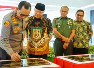 Gubernur Rohidin Hadiri Peresmian Gedung Polda Bengkulu