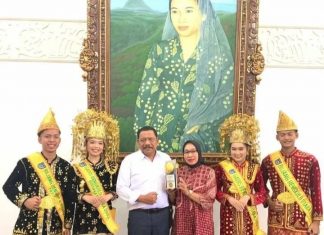 Kota Arga Makmur Raih Piala Adipura