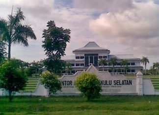 Bupati BS Komitmen Perbaiki Infrastruktur pada 2025 Mendatang