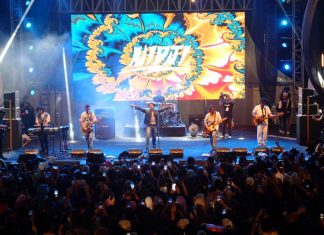 Kahitna Senandungkan Nostalgia di FIFGROUP 35th
