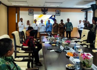 Bupati Gusnan Mulyadi Serahkan LKPD Kabupaten Bengkulu Selatan Tahun 2023