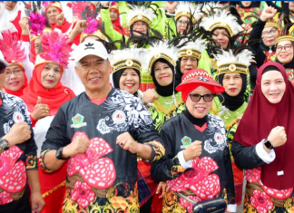 Curup Tengah Juara I Lomba Poco poco