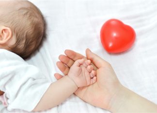 Ini Rekomendasi Cara Pemberian ASI Perah untuk Bayi