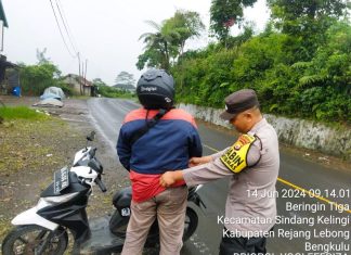 Tekan Kriminalitas, Polsek Sindang Kelingi Gelar Razia Senjata Tajam dan Senjata Api