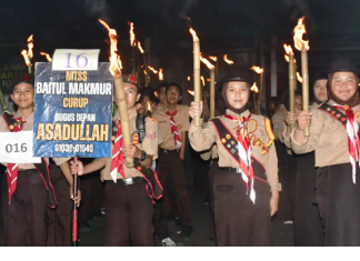 1.175 Penggalang-Penegak Pramuka Ikuti Pawai Obor