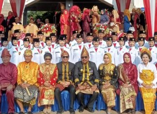 Ketua DPRD BU Hadiri Upacarab HUT RI ke-79