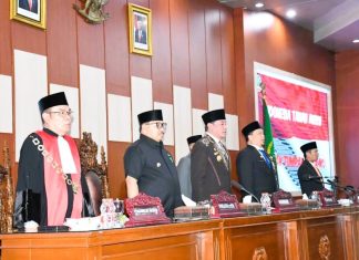 Hadiri Paripurna Pengucapan Sumpah Janji Pimpinan DPRD, Pj Walikota Harap Tingkatkan Sinergi dan Kolaborasi