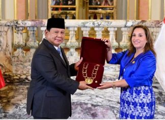 Presiden Prabowo Terima Penghargaan Tertinggi ‘Grand Cross of the Order of the Sun of Peru’ di Lima