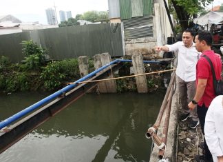 Pemkot Surabaya Lakukan Peninggian Bangunan Jembatan Kupang Baru