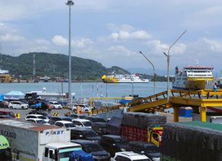 H-5 Nataru, Pergerakan Penumpang dan Kendaraan dari Jawa ke Sumatra Ramai Lancar