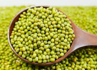 Air Rebusan Kacang Hijau: Alternatif Alami Atasi Asam Lambung