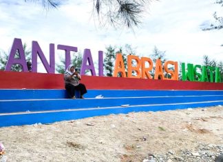 Icon Pantai Wisata Abrasi Pasar Ipuh, Upaya Menarik Wisatawan Lokal dan Asing