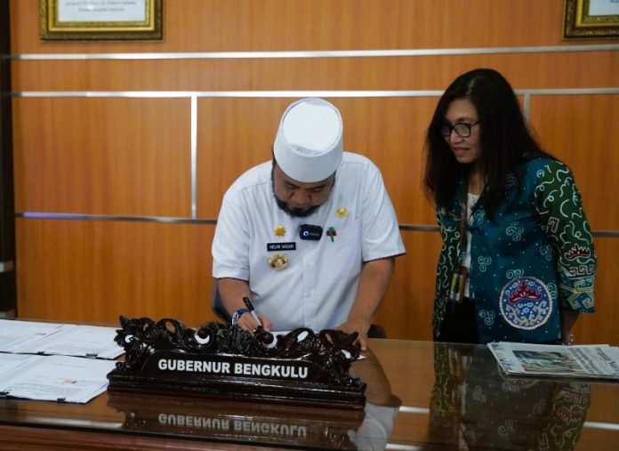 Gubernur Bengkulu, Helmi Hasan