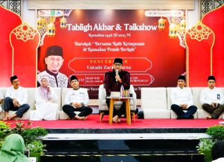 Dai Kondang Ustadz Zacky Mirza Hadiri Tabligh Akbar OJK Bengkulu